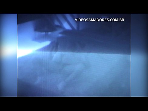 ❤️ Marido filma esposa fodendo o vizinho e descobre que ele é um cornudo ❤  Sexo em pt-br.xxxwow-net.ru
